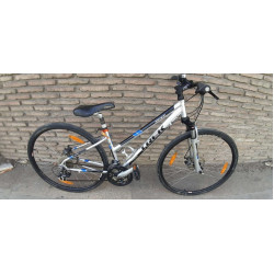 TREK 7300 WOMAN 26'